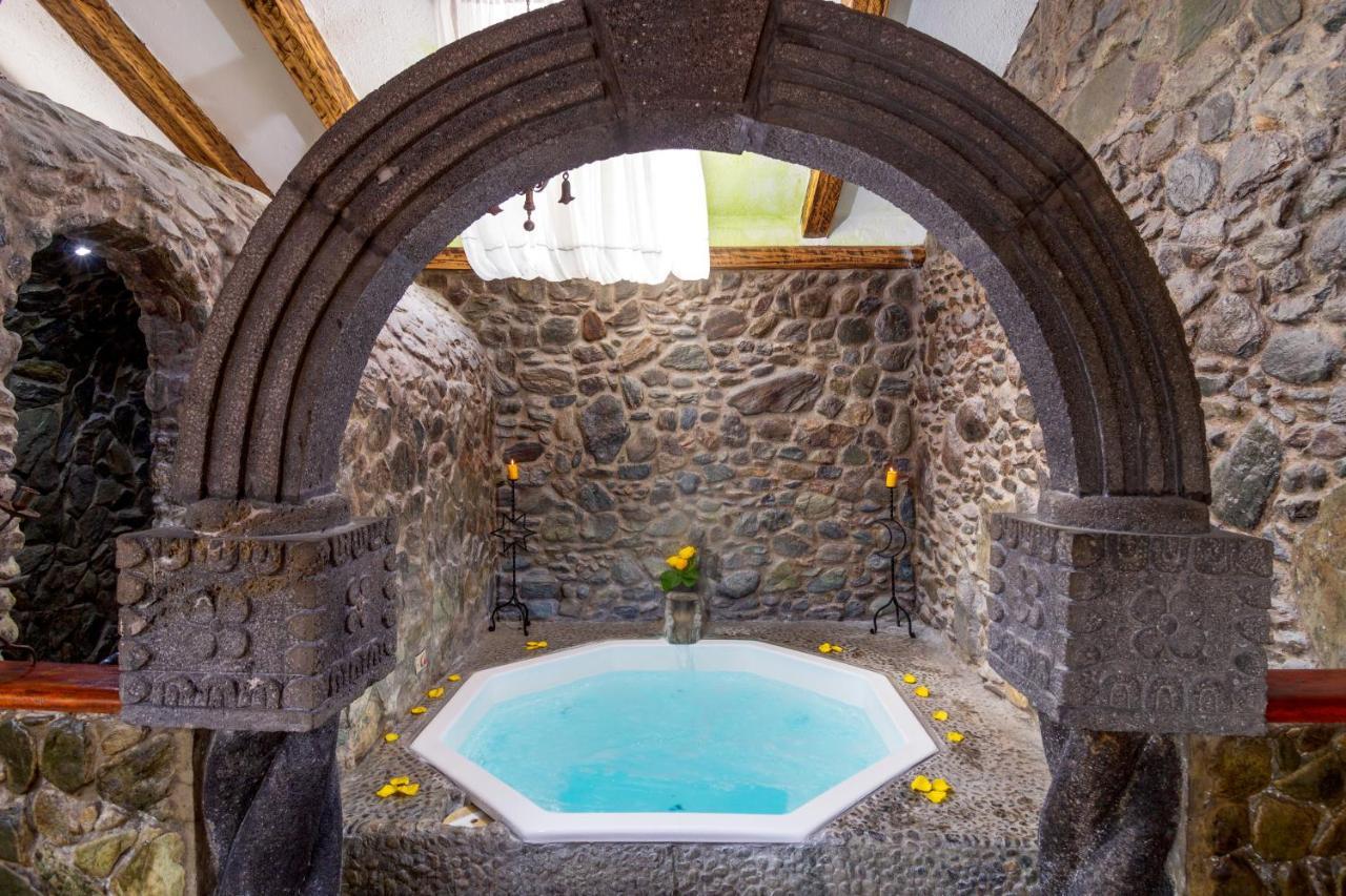 Samari Spa Resort Banos  Luaran gambar