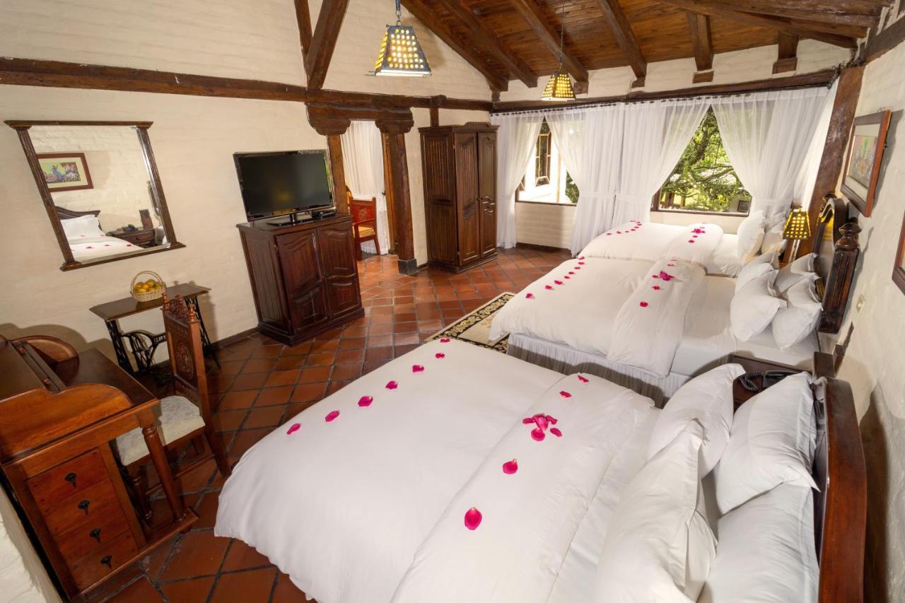 Samari Spa Resort Banos  Luaran gambar